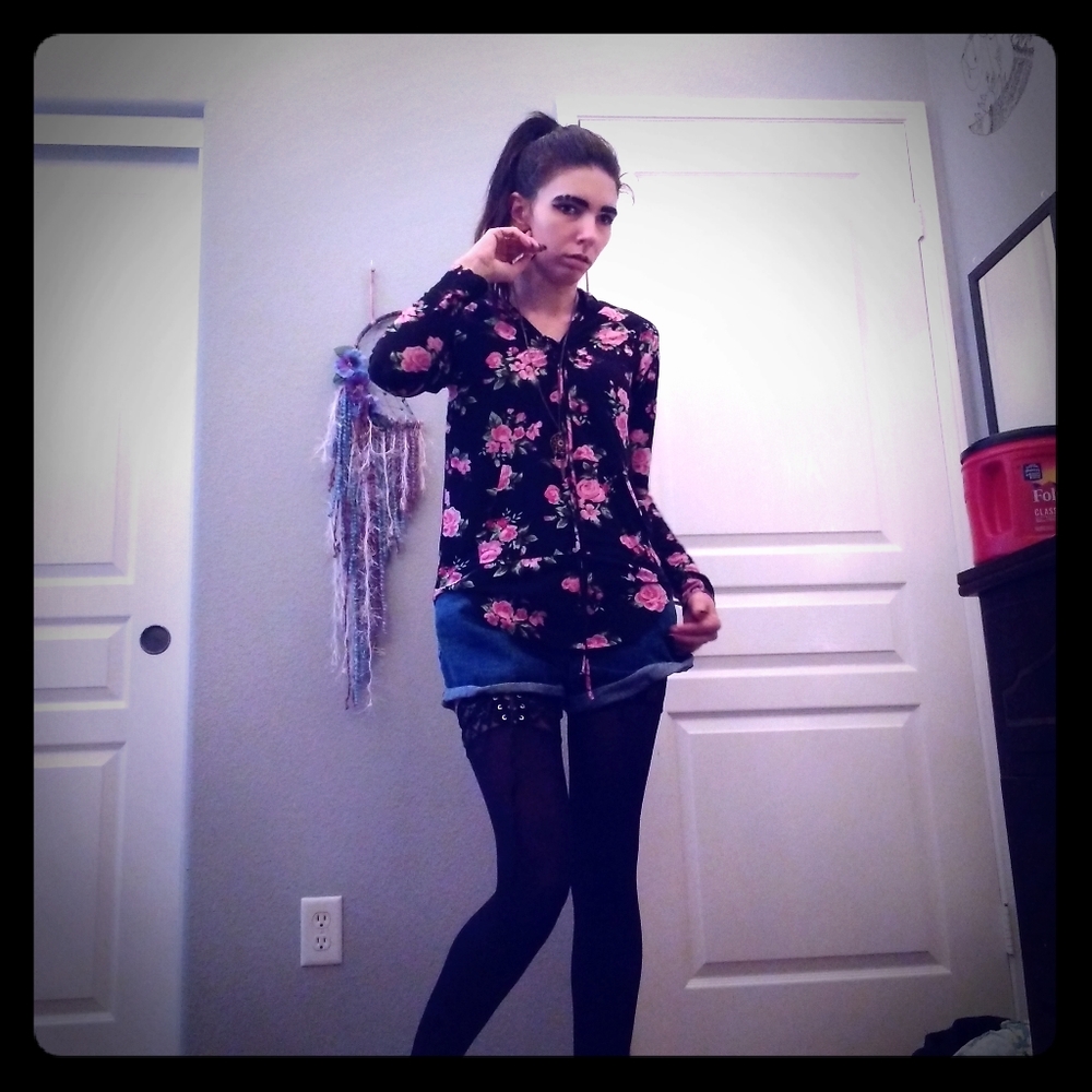 Floral hooded shirt